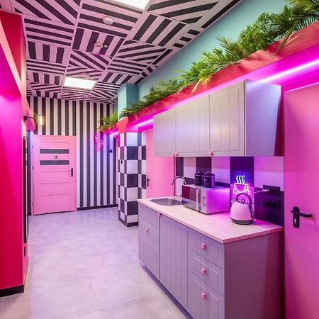 Vice City Hostel Wrocław Buitenkant foto