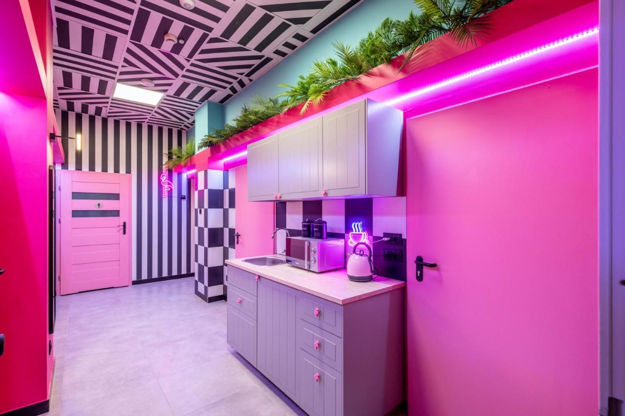 Vice City Hostel Wrocław Buitenkant foto