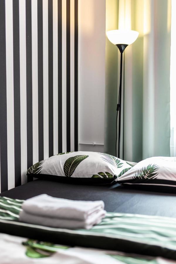 Vice City Hostel Wrocław Buitenkant foto